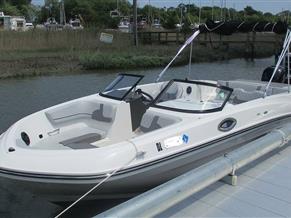 Bayliner VR6