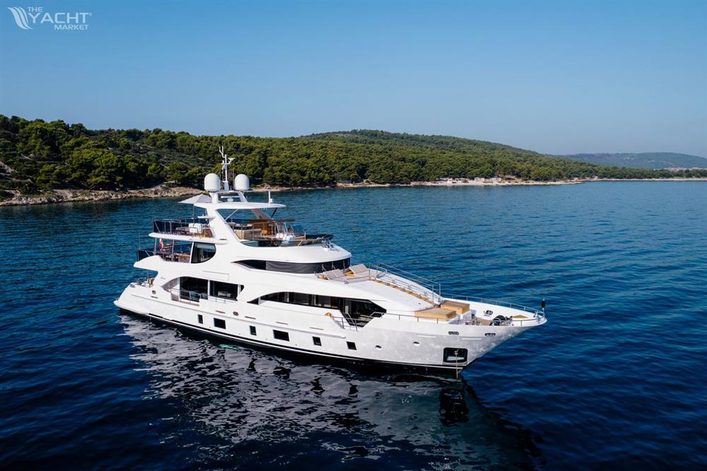 BENETTI 108