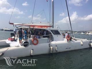 Custom Sunrise 59 Day Charter