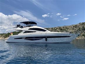 Galeon 700 Skydeck