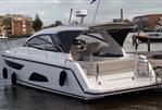 Sealine S330