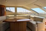 Sunseeker 75 Yacht - 8 - Saloon