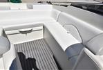 Performance Cruising 907