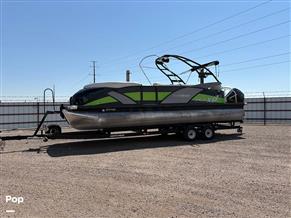 Godfrey Pontoon 250 XP