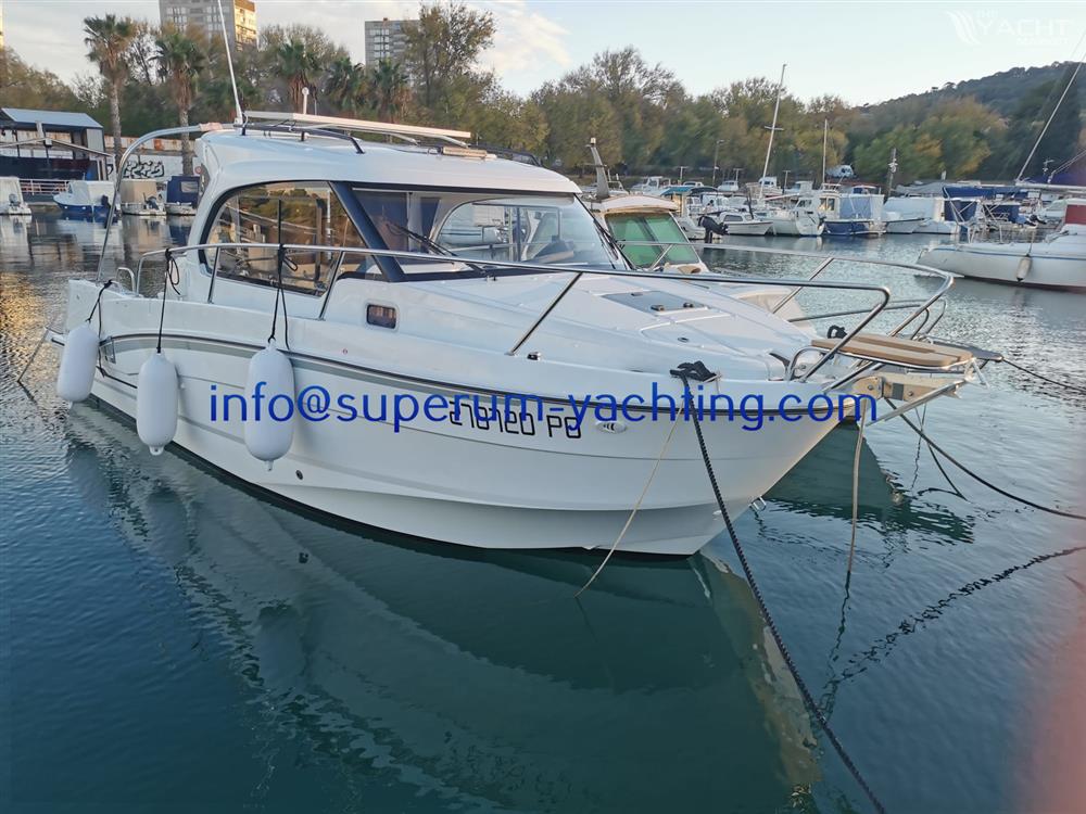 Beneteau Antares 8 - WhatsApp Slika 2023-09-27 u 12.03.10_02796444