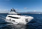 Custom Line Navetta 33 - Custom Line Navetta 33 (2021)