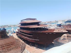 CUSTOM mega yacht