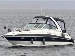 Cruisers Yachts 300 Express