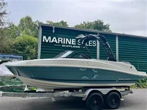 Bayliner VR5