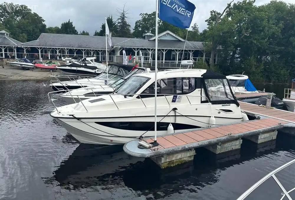 Quicksilver Activ 905 Weekend
