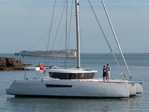 NEEL Trimarans 47
