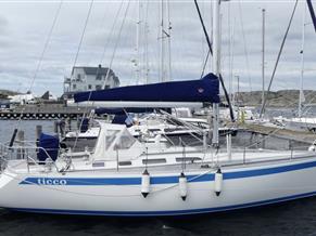 Sweden Yachts 370