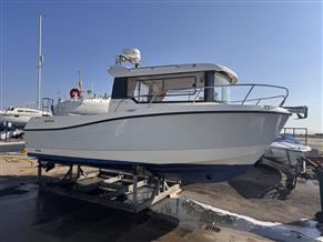 Quicksilver 675 Pilothouse