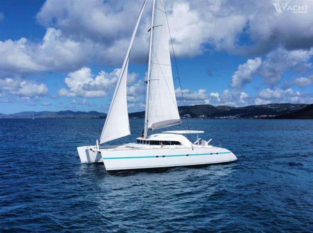 LAGOON 570