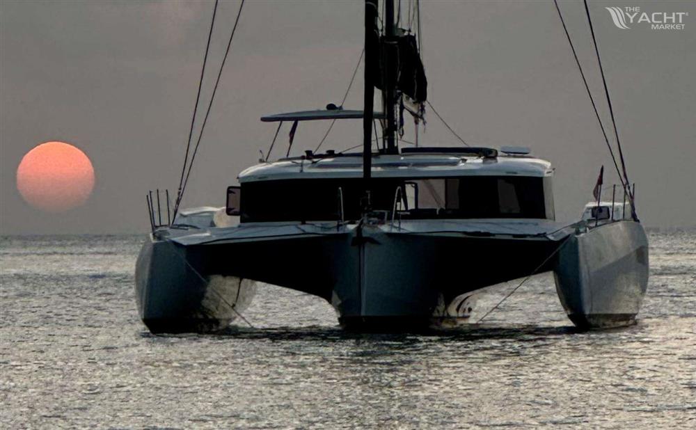 NEEL Trimarans 47