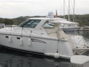 Tiara 3600