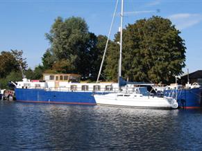 Belgian Shipyards Steel 95ft Liveboard Barge