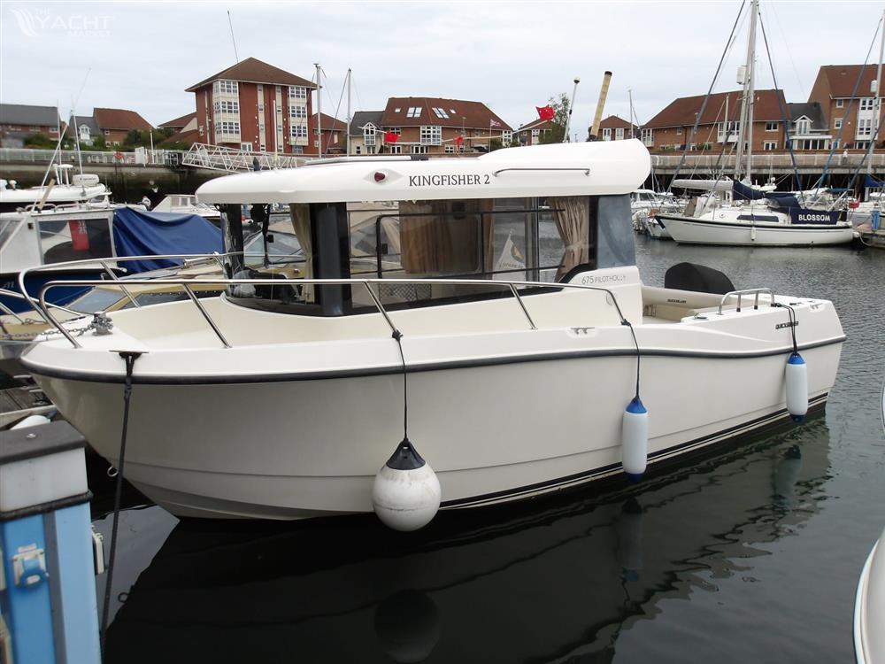 Quicksilver 675 Pilothouse - 108 0067