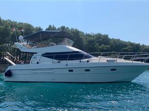 AZIMUT 40 FLY