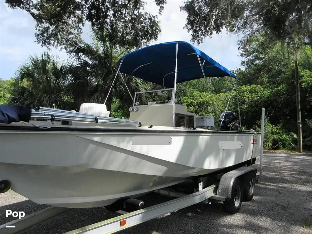 Boston Whaler 220 Outrage - 1980 Boston Whaler 220 Outrage - Photo #1