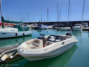 Bayliner Vr6