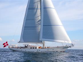 Royal Huisman 30m Cutter Sloop