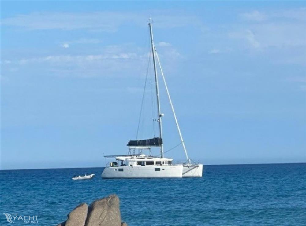 Lagoon Lagoon 450 F - Used Sail Catamaran for sale