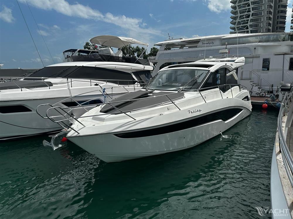 Galeon 425 HTS