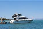 Sea Ray 540 Flybridge