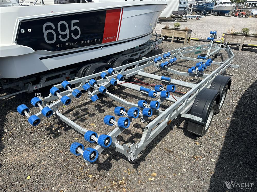 Extreme EXT3500 Extended Super Roller Trailer
