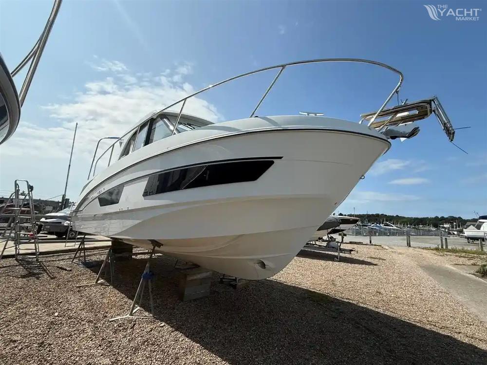 Beneteau Antares 9