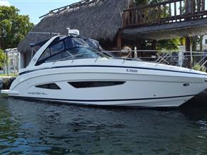 Regal 32 Express