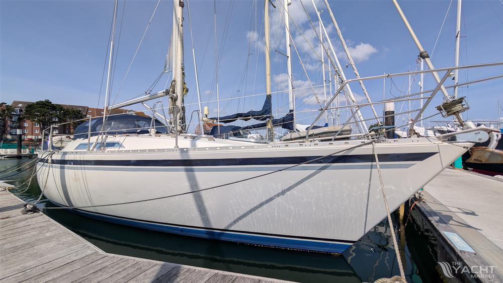 Moody 37 - PXL 20250806 120812976