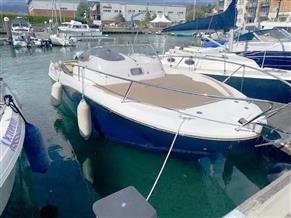 Jeanneau Cap Camarat 7.5 WA