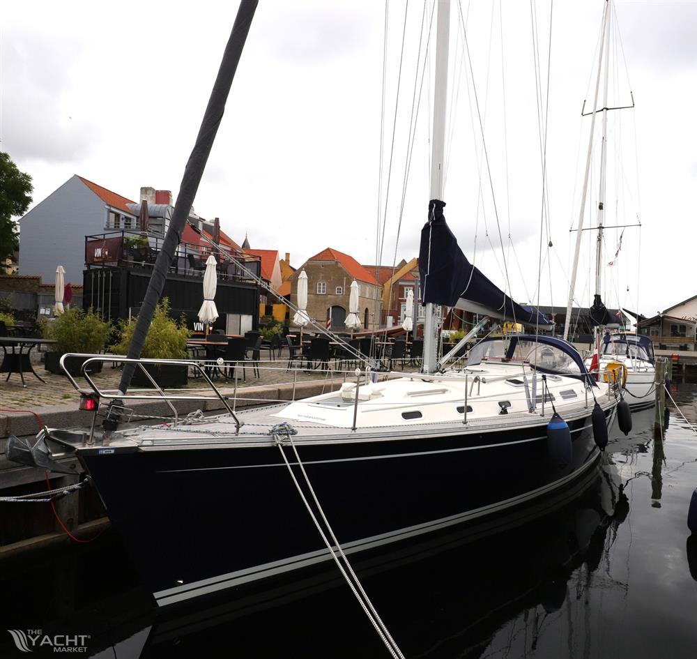 Hanse 411