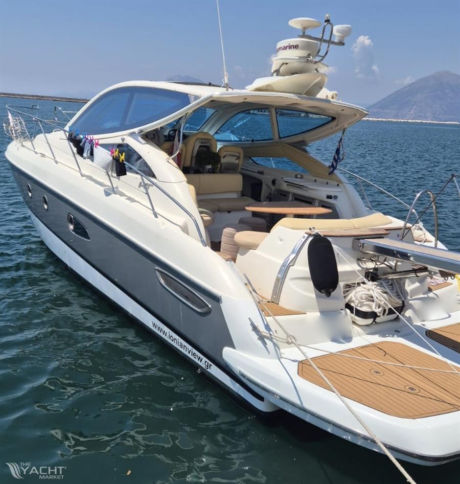 Cranchi Mediterranee 43 Hard Top