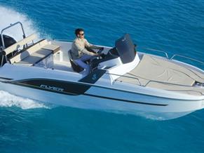 Beneteau Flyer 6 SUN deck