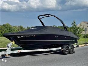 Sea Ray 210 SLX