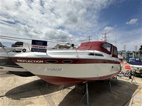 Regal 300 Commodore