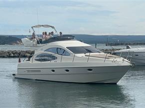 Azimut 42