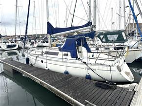Beneteau First 285