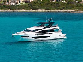 Sunseeker 88 Yacht
