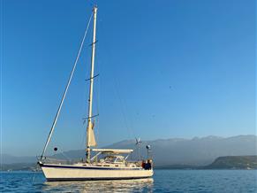 Hallberg-Rassy 43