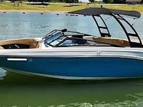 Sea Ray SPX 230