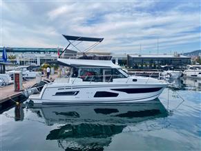 Jeanneau Merry Fisher 1095 FLY