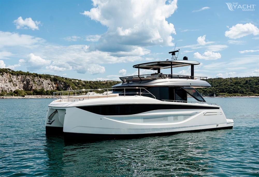 Prestige M7 - Default Image