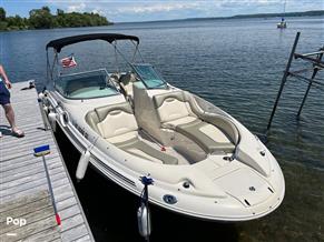 Sea Ray Sun Deck 270