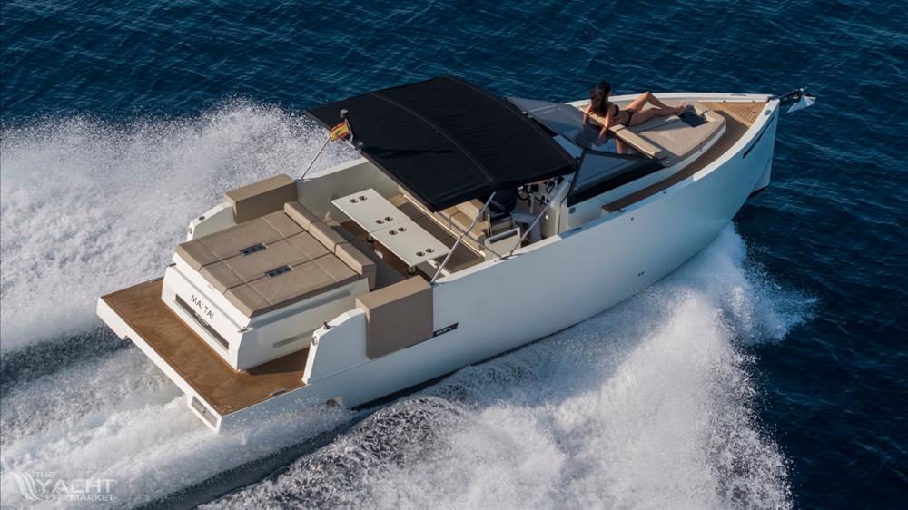 De Antonio Yachts D34