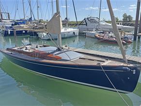 Latitude 46 Tofinou 8