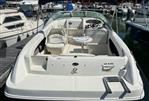 Sea Ray 215 Weekender